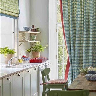 RHS Single Curtain - Dotty Check - Was £1,061, NOW £850